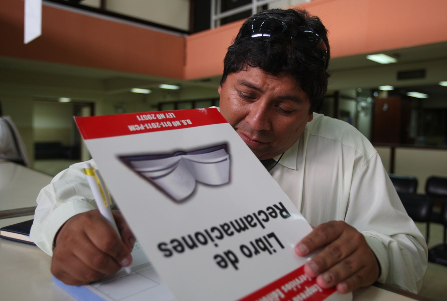 Plataformas digitales deberán contar con libro de reclamaciones