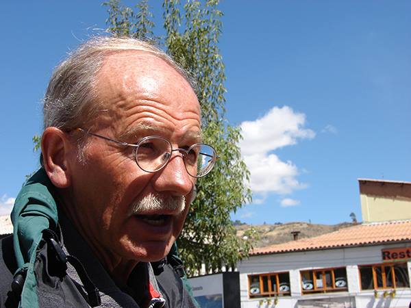Sendero Luminoso pretendió matarlo y sacerdote austriaco vuelve a coronar la cima del Huascarán